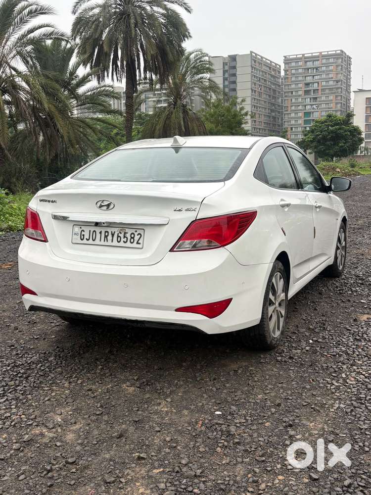 Hyundai Verna 1.6 Vtvt Sx, 2017, Petrol