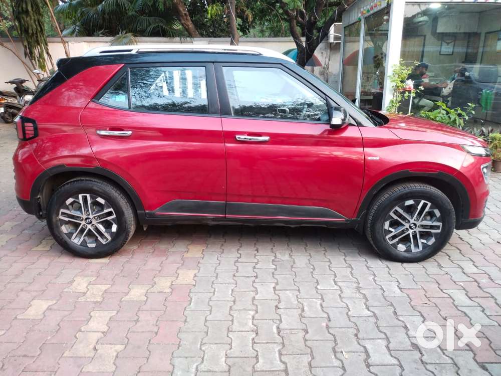 Hyundai Venue 1.0 Sx (o) Turbo Dct Dual Tone, 2023, Petrol