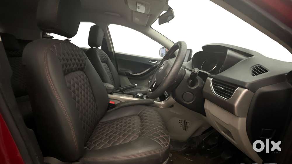 Tata Nexon 1.2 Revotron Xz Plus Dual Tone, 2019, Petrol