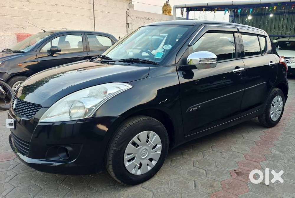 Maruti Suzuki Swift Vxi + Manual, 2013, Petrol