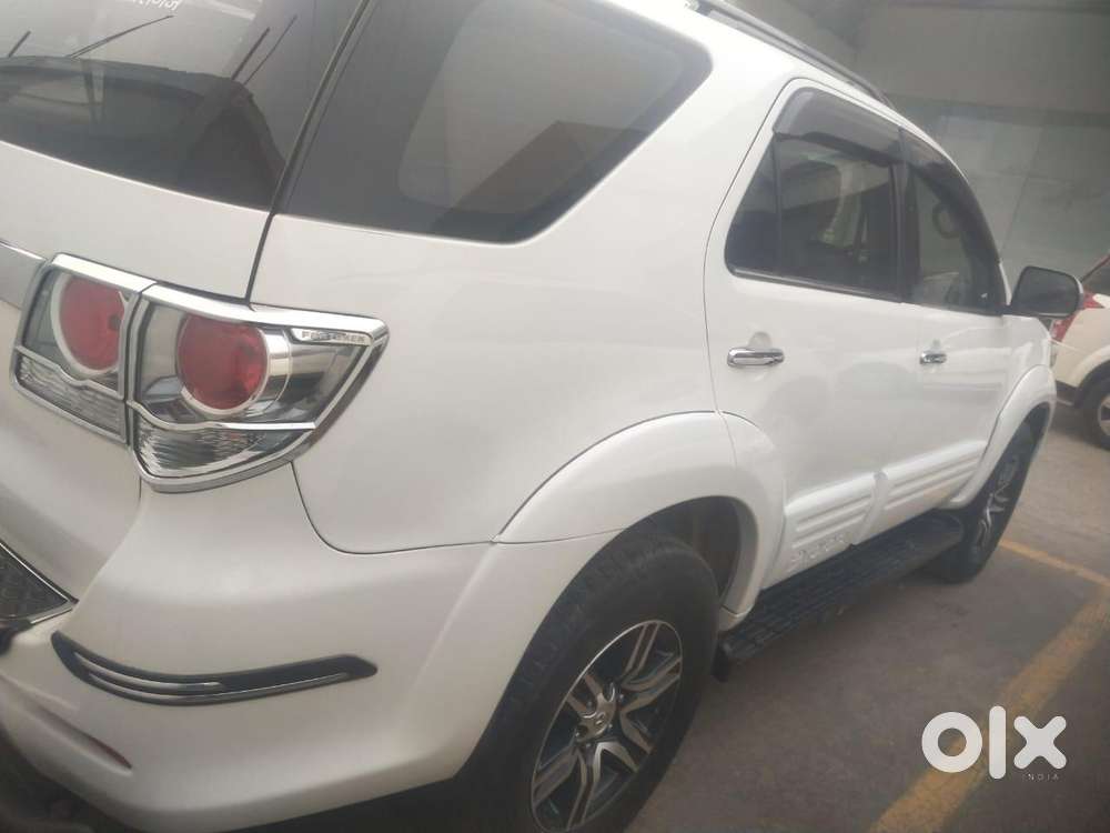 Toyota Fortuner 2011-2016 4x2 Manual, 2013, Diesel