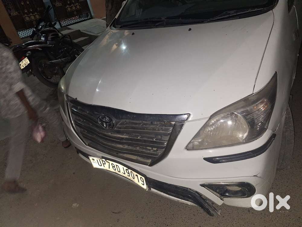 Toyota Innova Diesel 2014