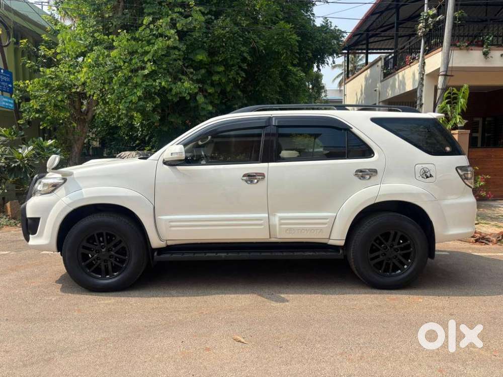 Toyota Fortuner 3.0 4x2 Mt, 2013, Diesel