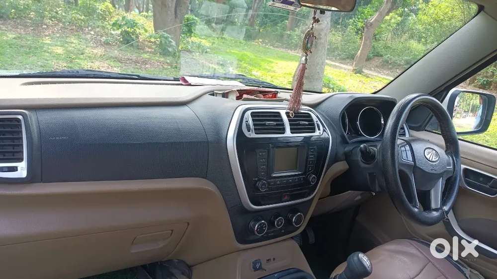 Mahindra Tuv 300 2015 Diesel Well Maintained