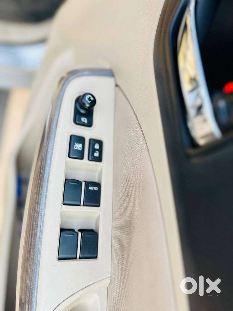 Maruti Suzuki Swift Dzire Zxi + Mt, 2020, Petrol