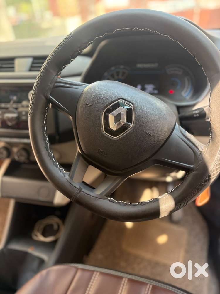Renault Triber Rxl, 2025, Petrol