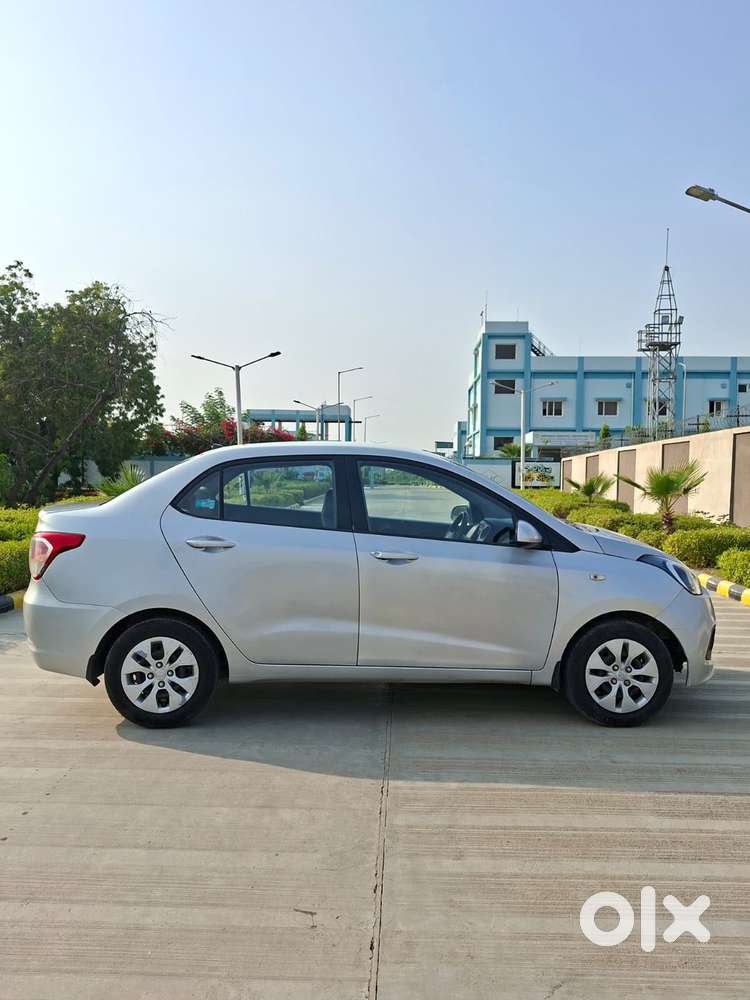 Hyundai Xcent Base 1.2, 2014, Petrol