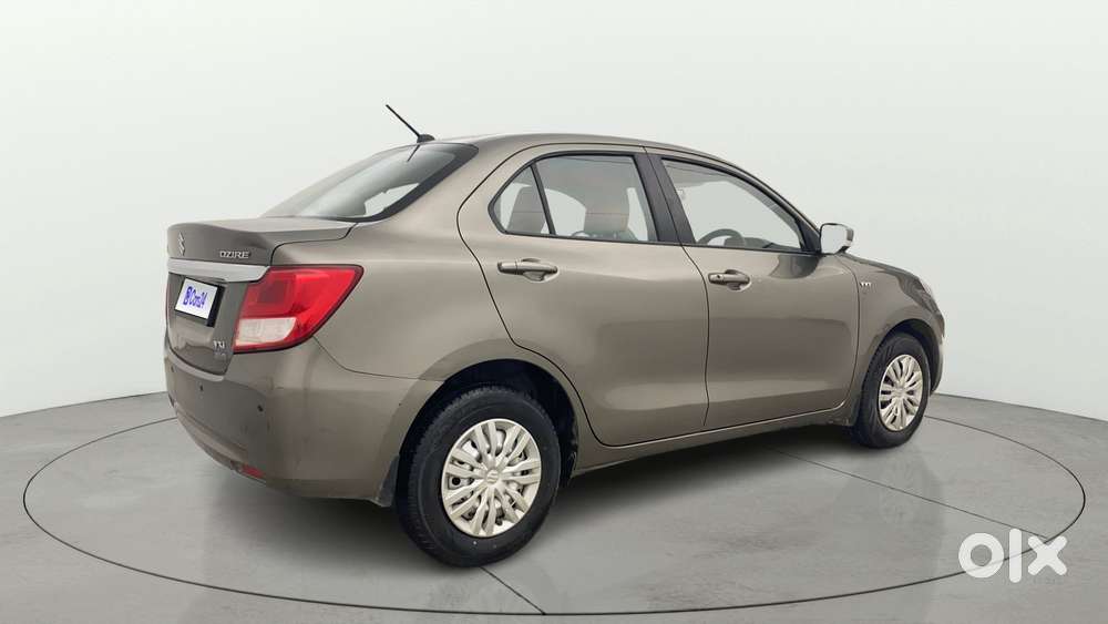 Maruti Suzuki Swift Dzire Amt Vxi, 2018, Petrol