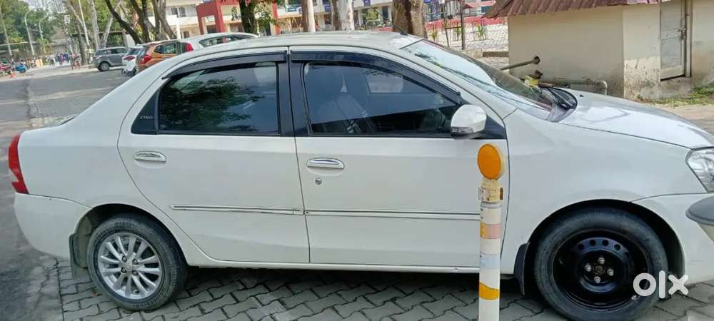 Toyota Etios Vx Petrol 2013