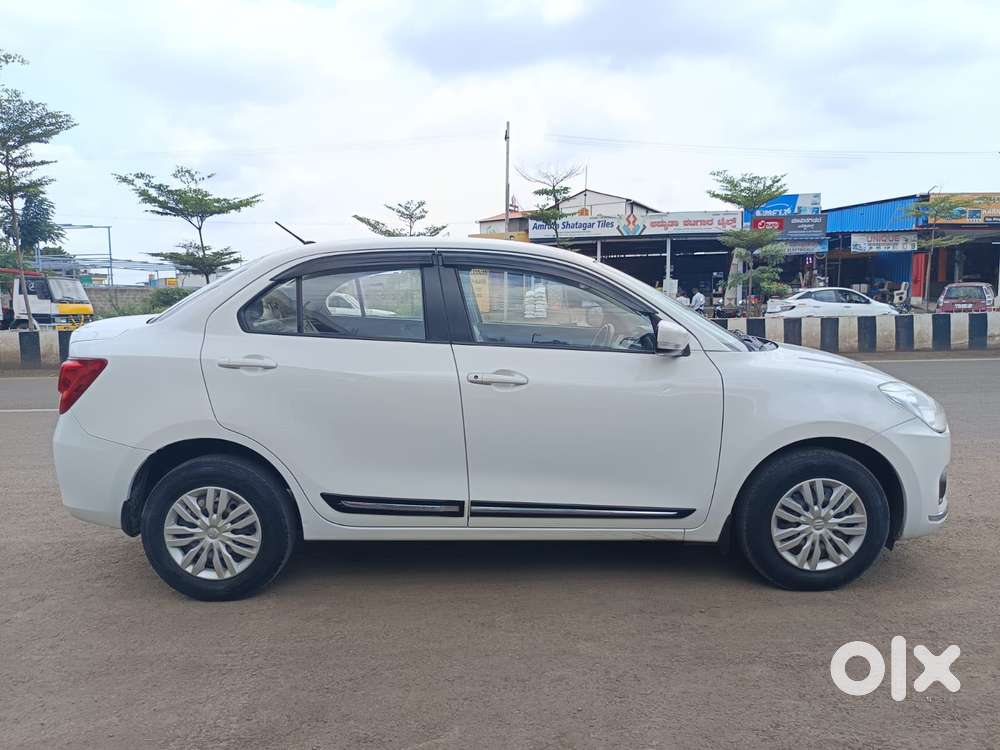Maruti Suzuki Swift Dzire 1.3 Vxi, 2020, Petrol