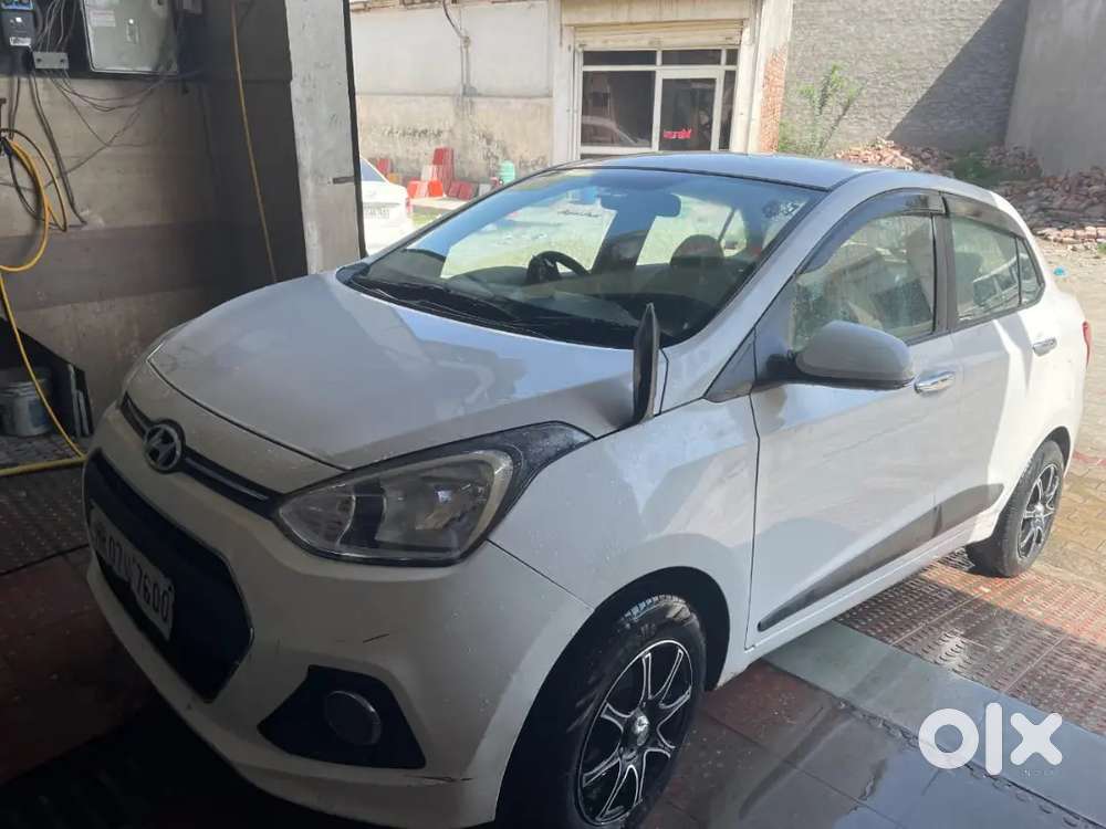 Hyundai Xcent 2014 Diesel 200000 Km Driven