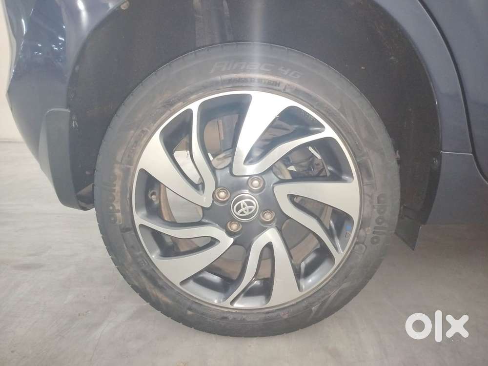 Toyota Glanza V Cvt, 2019, Petrol