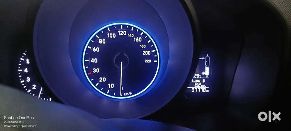Hyundai Venue 2019 Petrol 37750 Km Driven