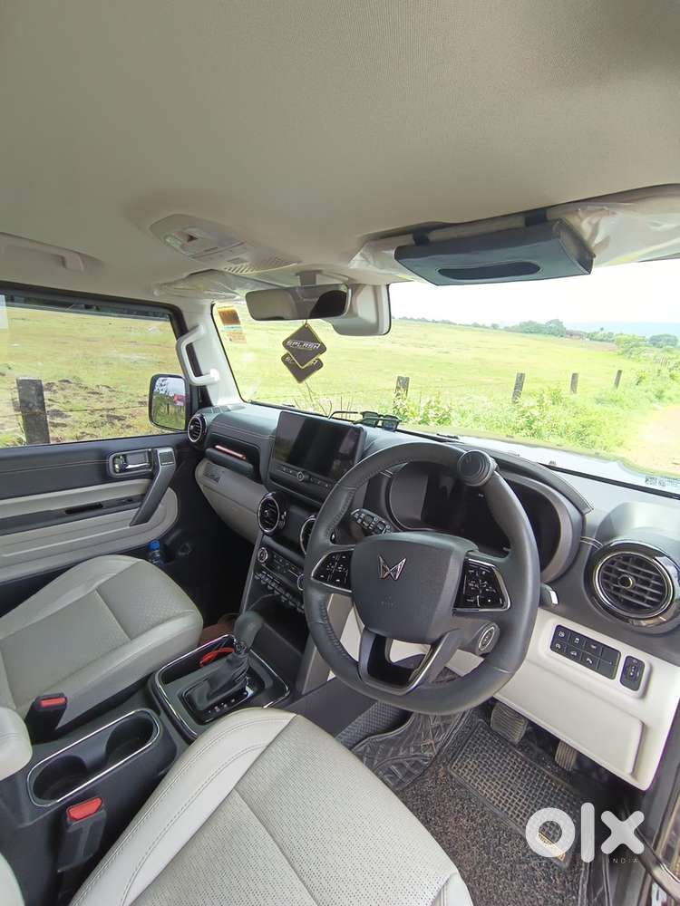 Thar Roxx Ax 7l Diesel At Rwd Automatic