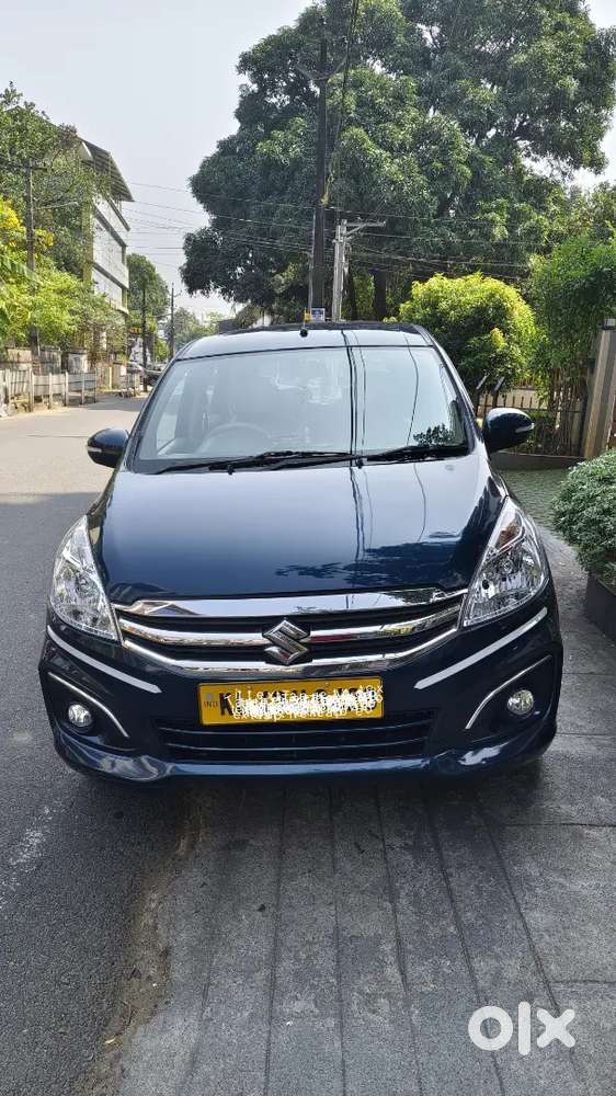 Maruti Suzuki Ertiga 2016 Diesel 196000 Km Driven