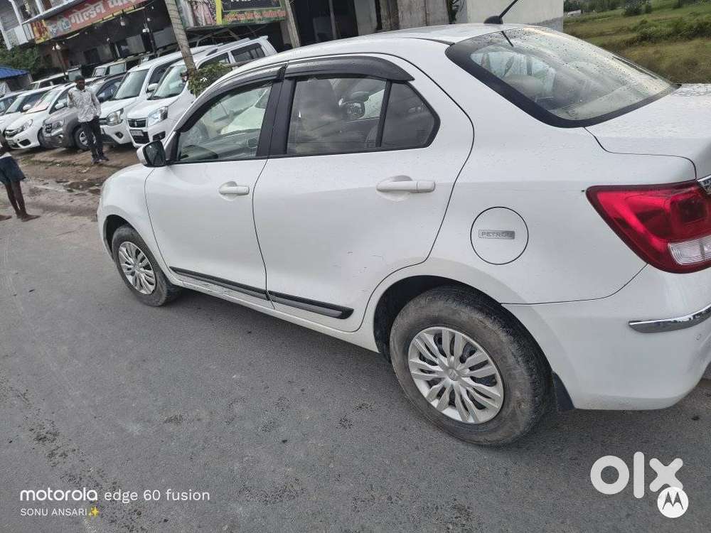 Maruti Suzuki Swift Dzire, 2022, Petrol