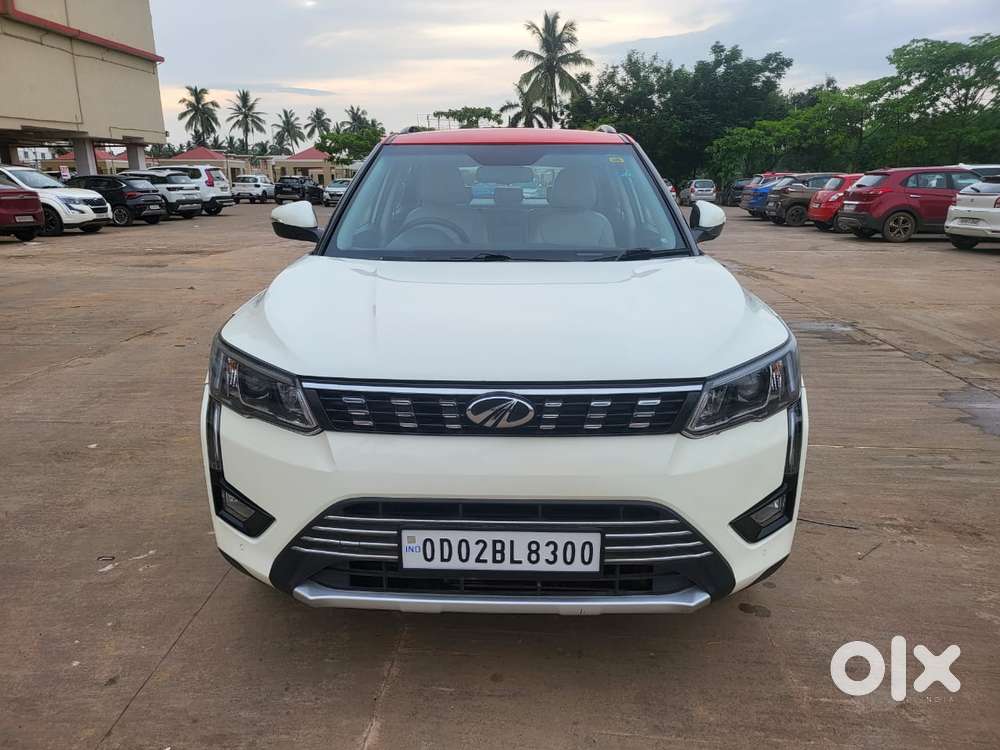 Mahindra Xuv300 W8 Option Dual Tone Diesel, 2020, Diesel