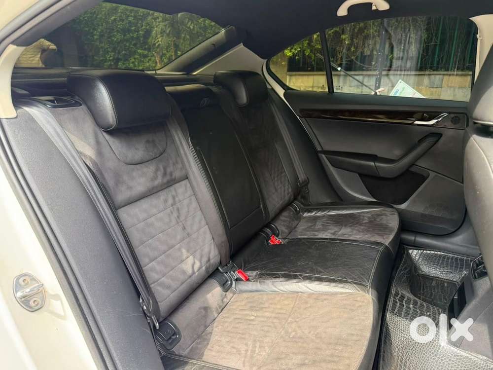 Skoda Octavia Elegance 1.8 Tsi At, 2015, Petrol