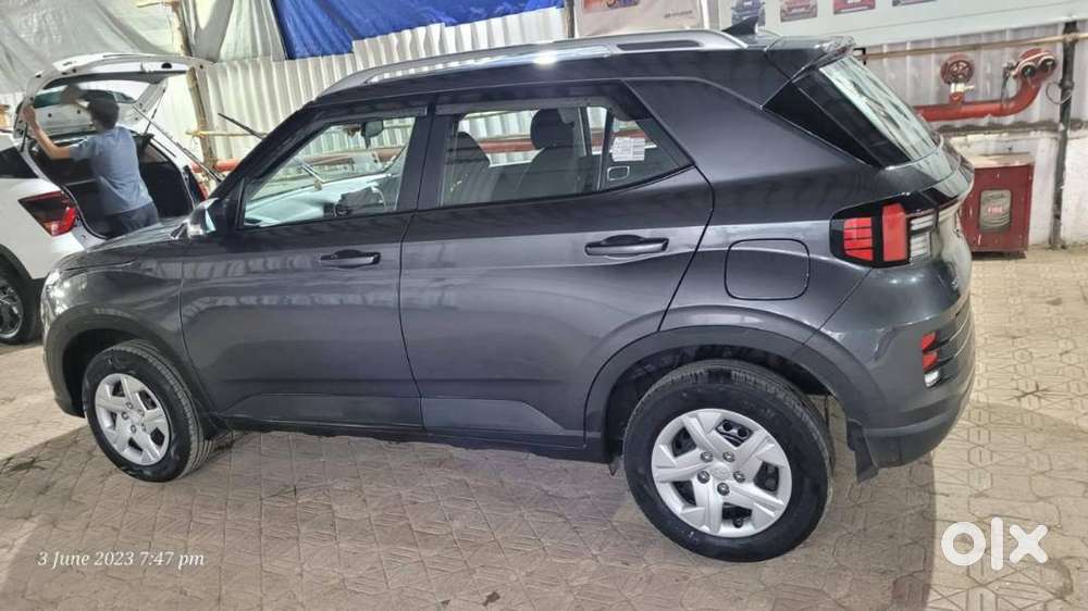 Hyundai Venue Sx 1.2 Petrol Mt 2022  Excellent Condition