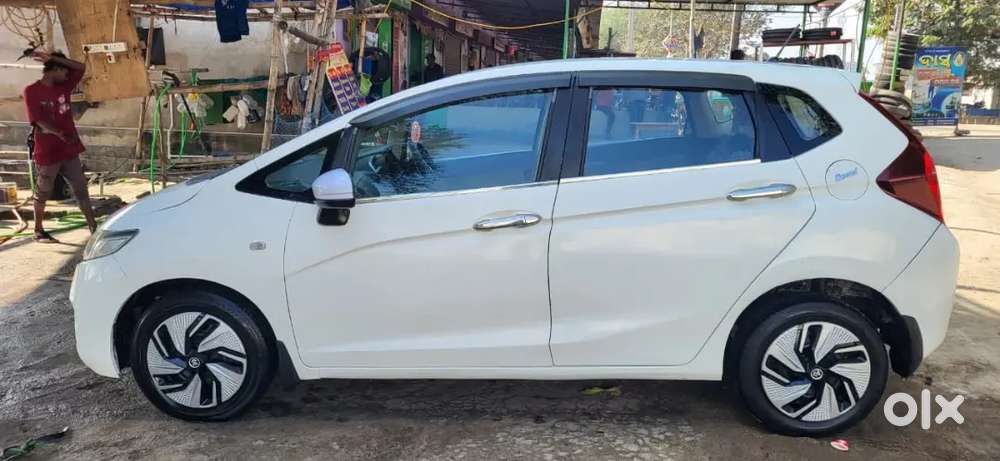 Honda Jazz 2015 Diesel 60000 Km Driven