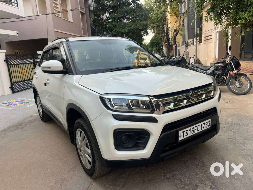 Maruti Suzuki Brezza 1.5 Vxi Smart Hybrid, 2020, Petrol