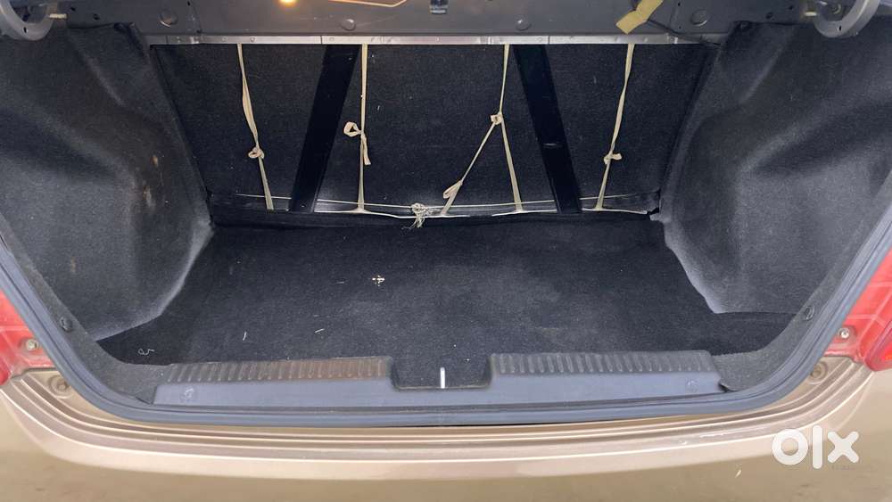 Maruti Suzuki Swift Dzire 1.2 Vxi Bsiv, 2017, Petrol