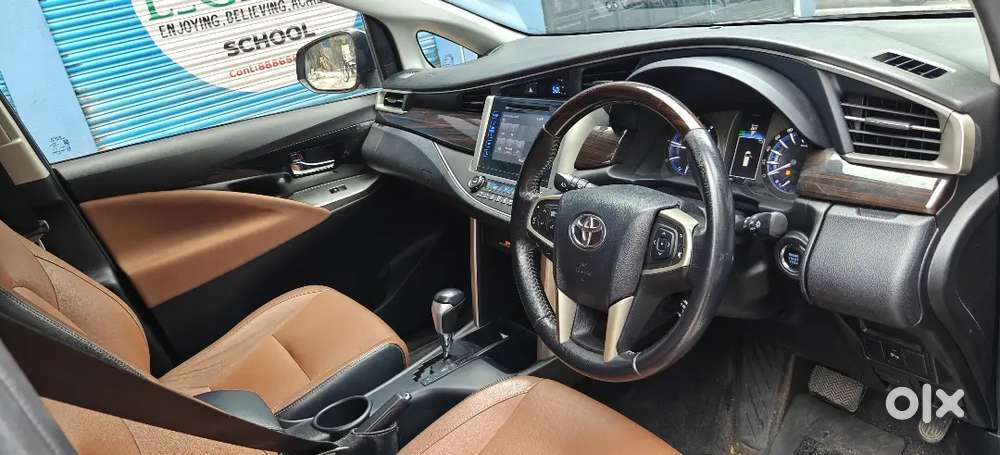 Toyota Innova Crysta 2017
