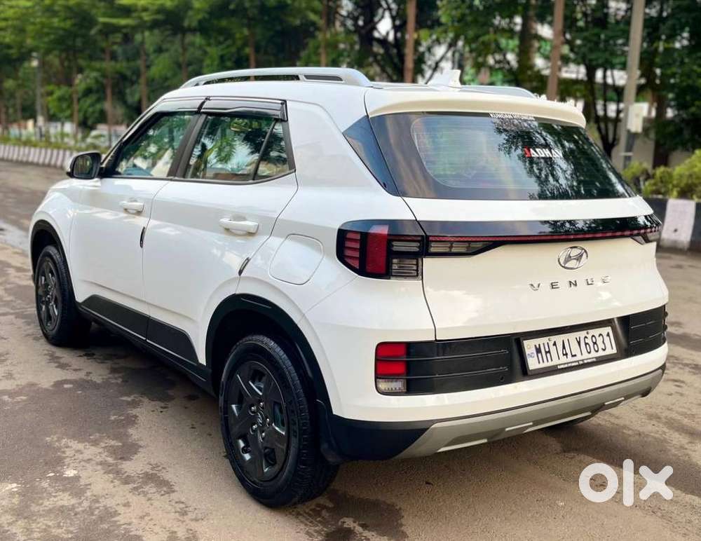 Hyundai Venue, 2024, Petrol