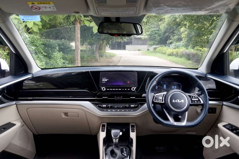 Kia Carens 1.4 Prestige Plus Turbo 7 Str, 2022, Petrol