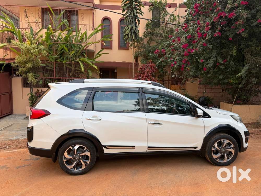 Honda Brv I-vtec 2016 Petrol Cvt Automatic