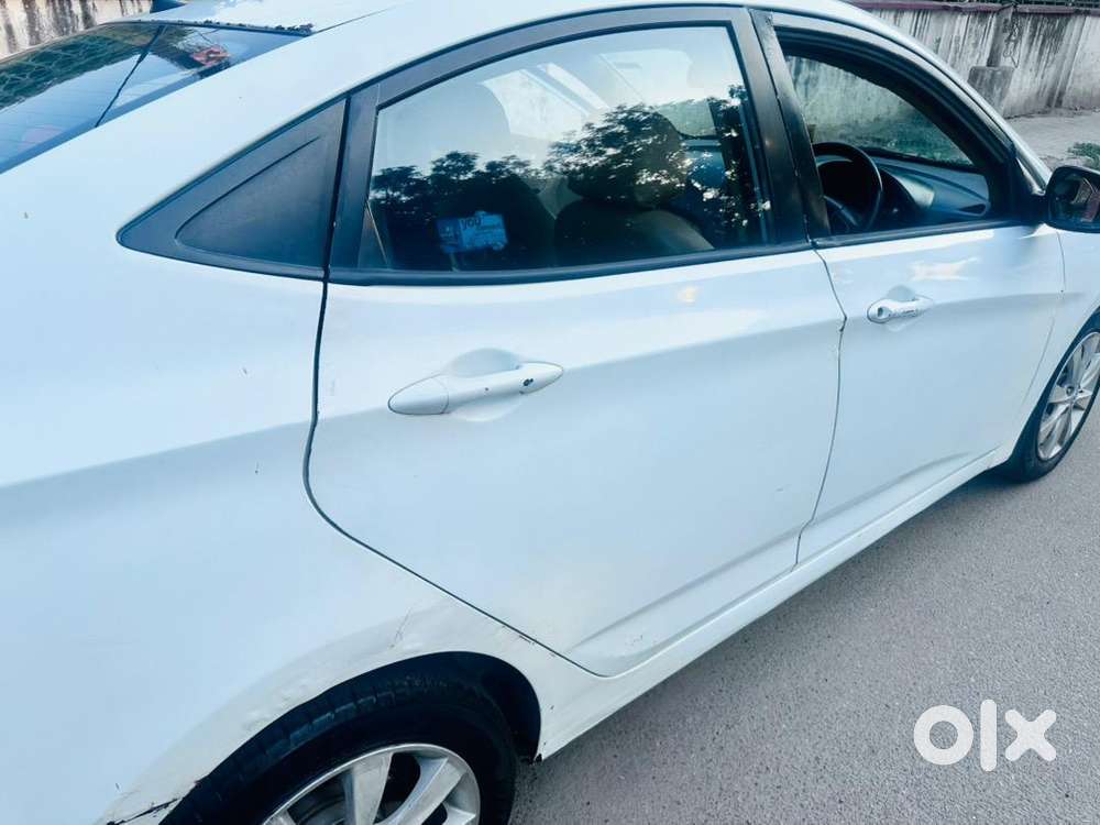 Hyundai Fluidic Verna 2011 Diesel 126000 Km Driven