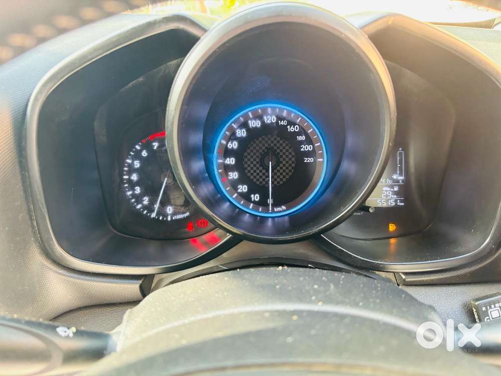 Hyundai Venue, 2022, Cng & Hybrids