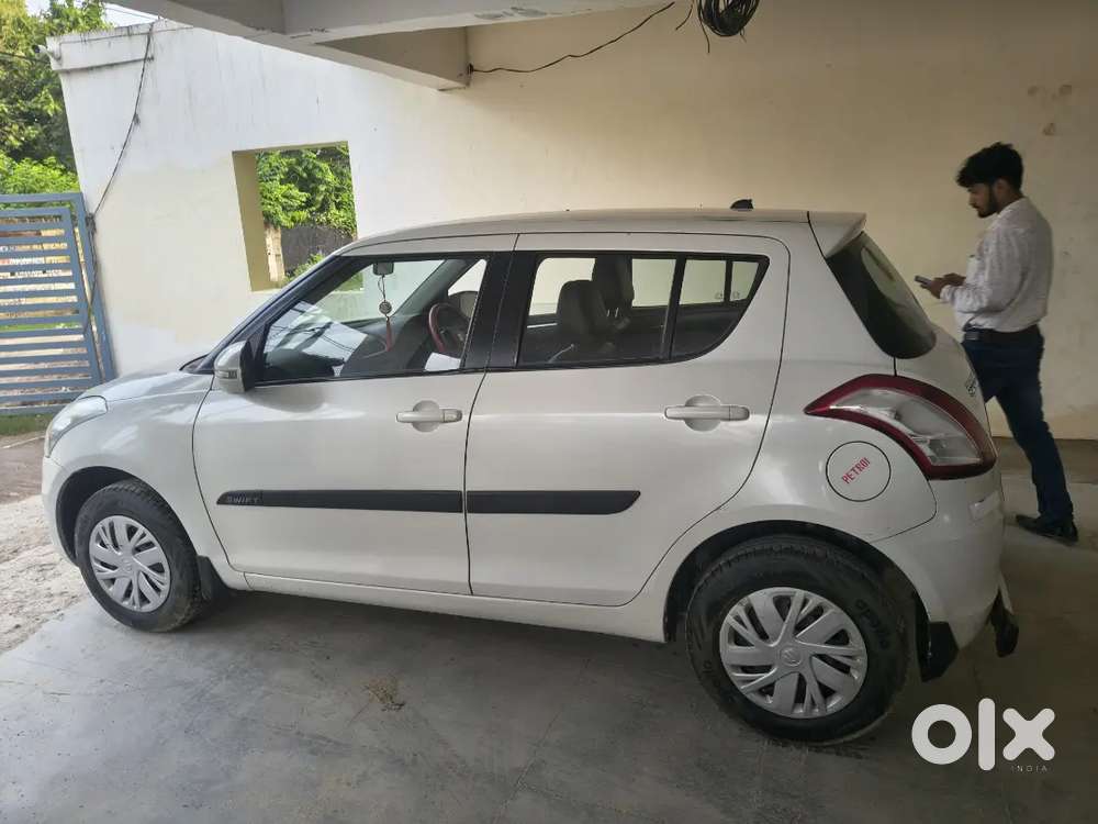 Maruti Swift Vxi 2015