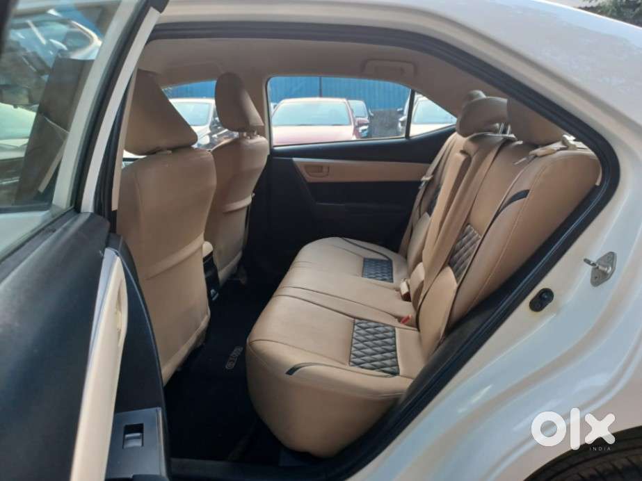 Toyota Corolla Altis 2013-2017 D-4d J, 2017, Diesel