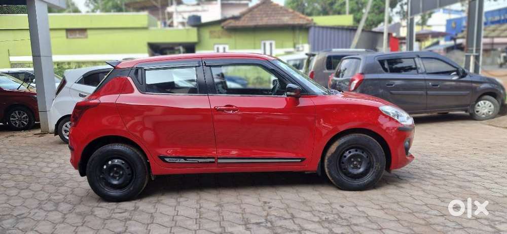 Maruti Suzuki Swift 2018 Amt Vxi, 2020, Petrol
