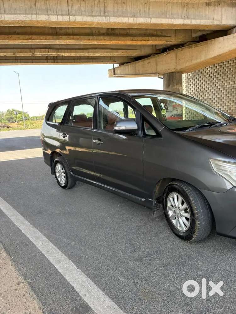 Innova First Owner V Top Model