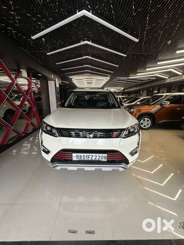 Mahindra Xuv300 W8 Option, 2023, Petrol