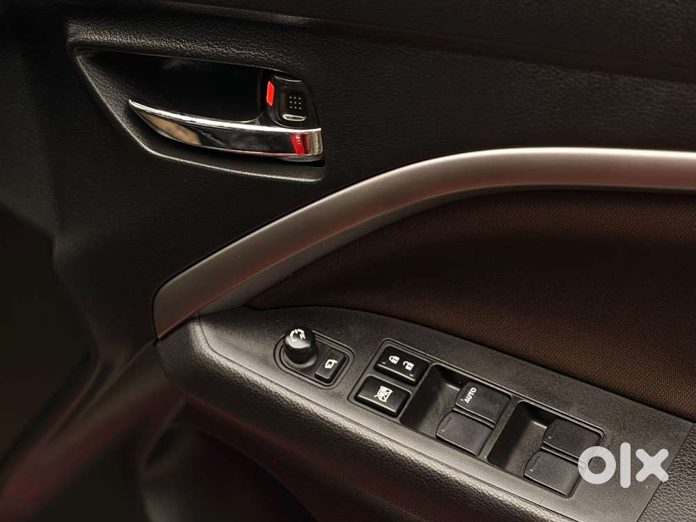 Maruti Suzuki Brezza 1.5 Zxi Plus At Smart Hybrid, 2022, Petrol