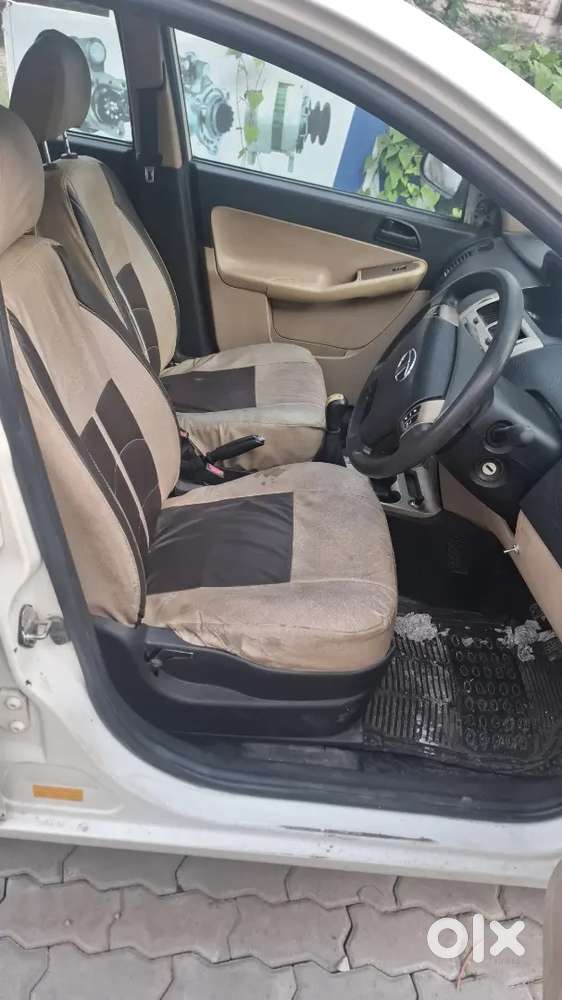 Tata Indica Vista 2013 November Diesel Manual