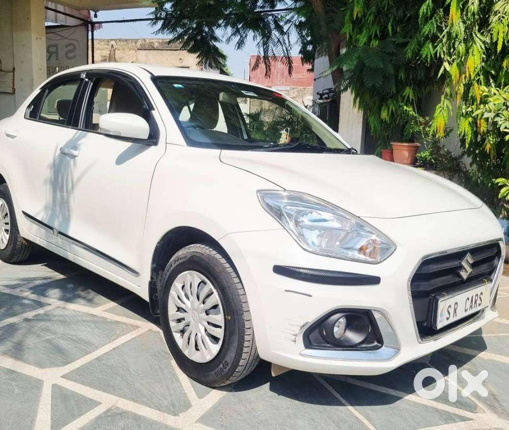 Maruti Suzuki Dzire 1.2 Vxi, 2022, Petrol