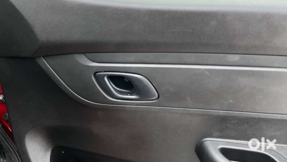 Renault Kwid 1.0 Rxt Amt Opt, 2018, Petrol