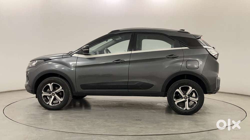 Tata Nexon 1.2 Revotron Xza Plus, 2022, Petrol