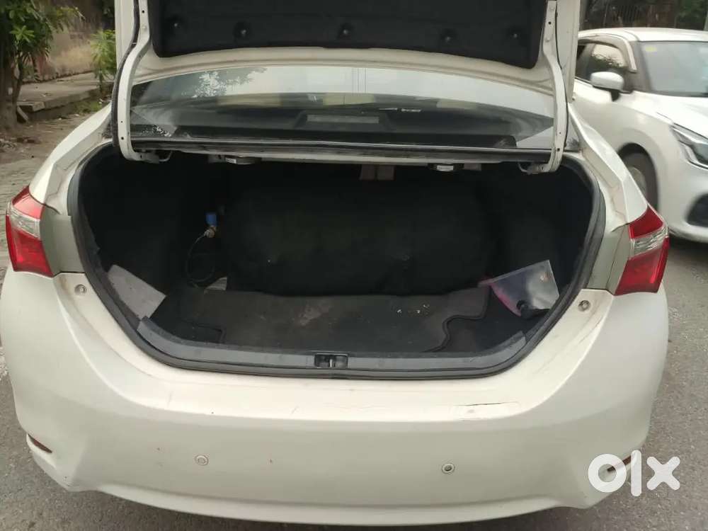Toyota Corolla Altis 2015
