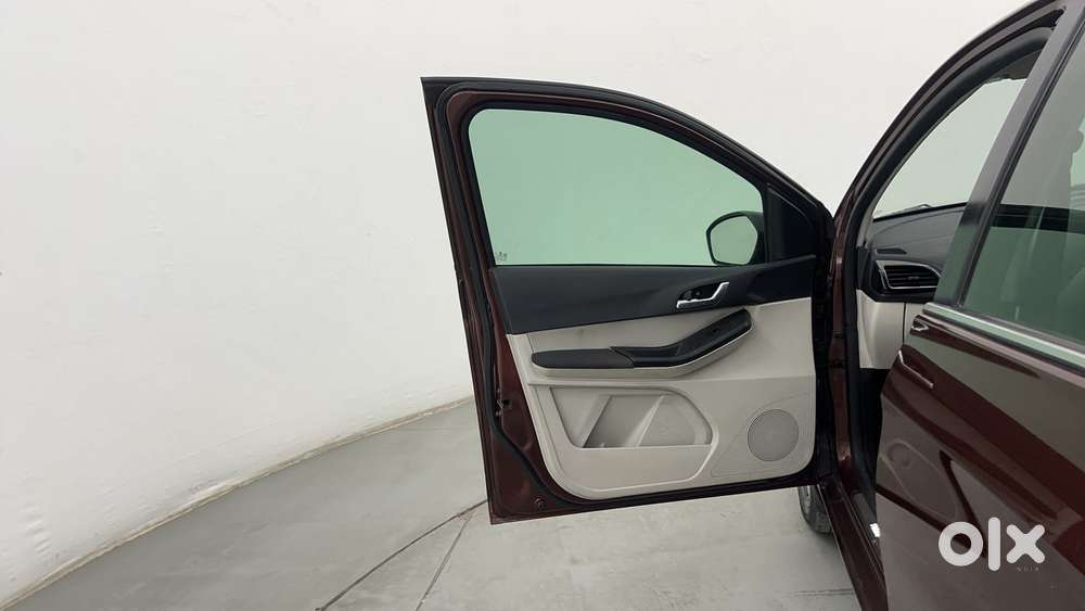 Tata Tigor 1.2 Revotron Xz Plus, 2023, Petrol
