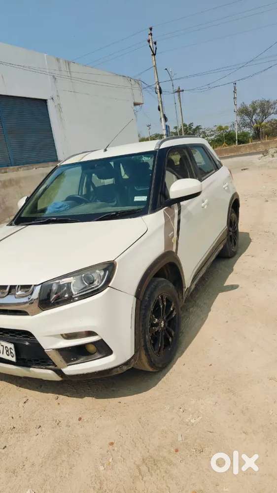 Maruti Suzuki Brezza Model 2018 December Diesel 220000 Km Driven