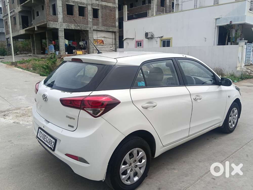 Hyundai Elite I20 Magna+ Vtvt, 2015, Petrol