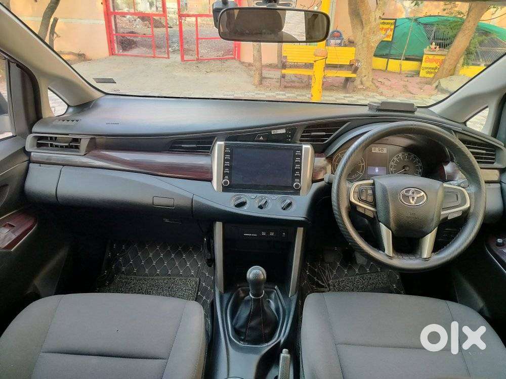 Toyota Innova Crysta 2.4 Gx Limited Edition 8 Str, 2024, Diesel
