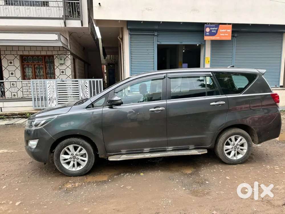 Toyota Innova Crysta 2017 Diesel 113000 Km Driven