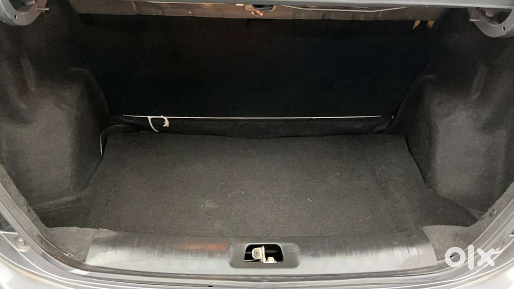 Maruti Suzuki Swift Dzire Vxi 1.2, 2014, Petrol