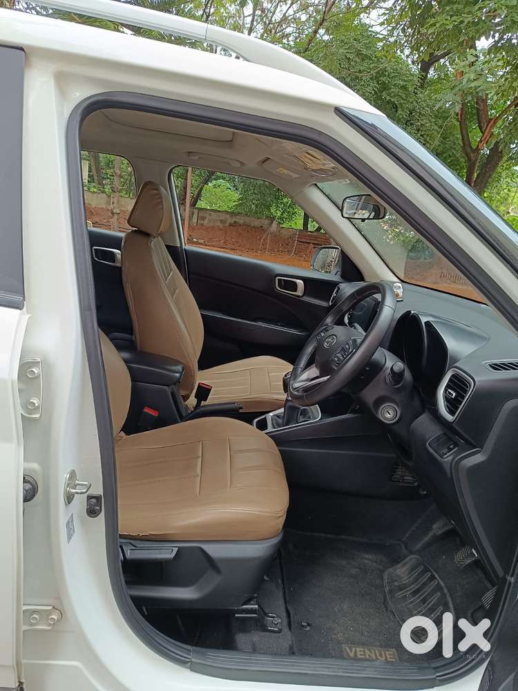 Hyundai Venue Sx Mt, 2020, Petrol